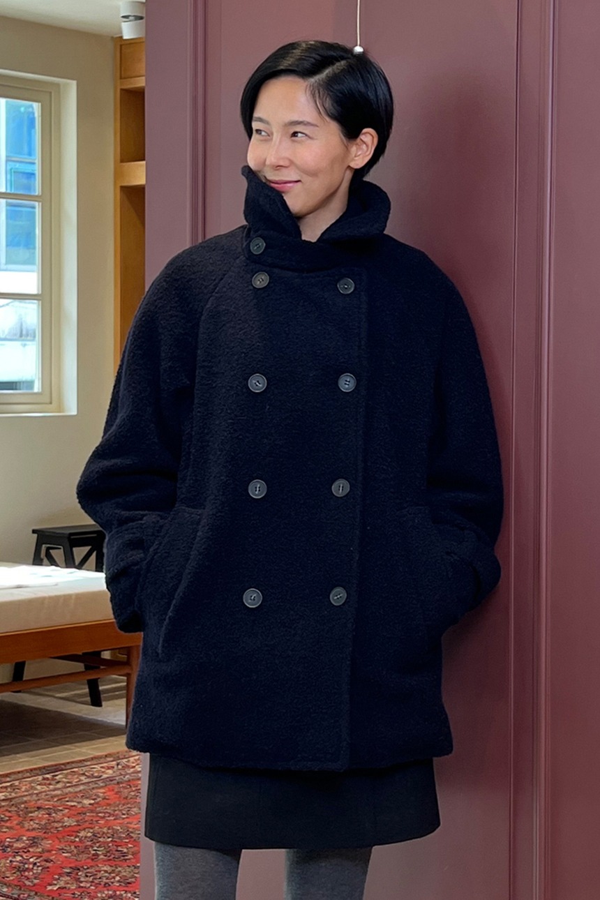 [이나연 , 유이착용]HOXTON Boucle wool pea coat (Navy)